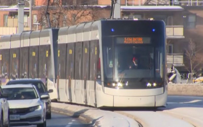 에글링턴 크로스타운 LRT, 개통 시점 불확실한 이유